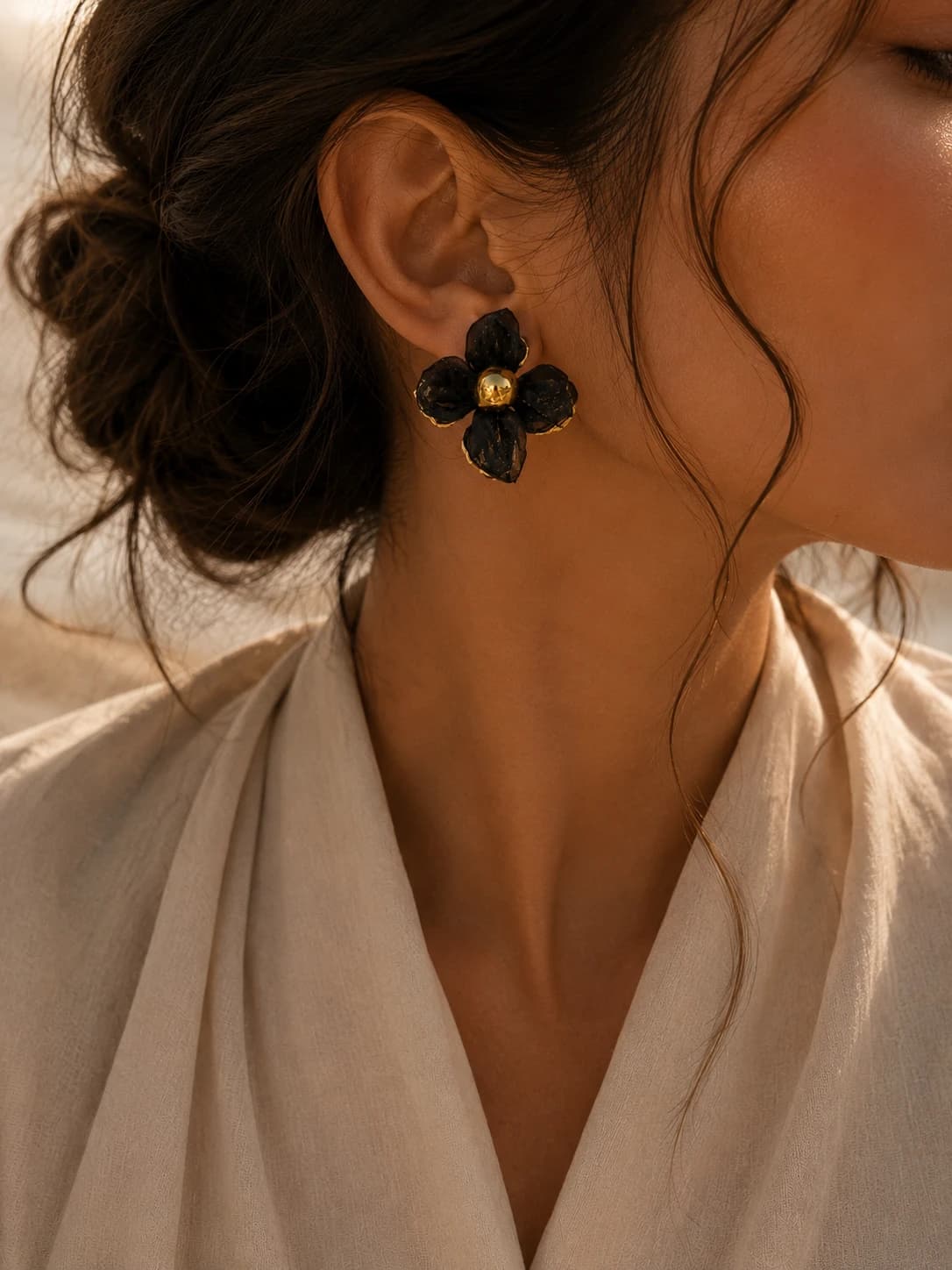 Noir Bloom Earrings